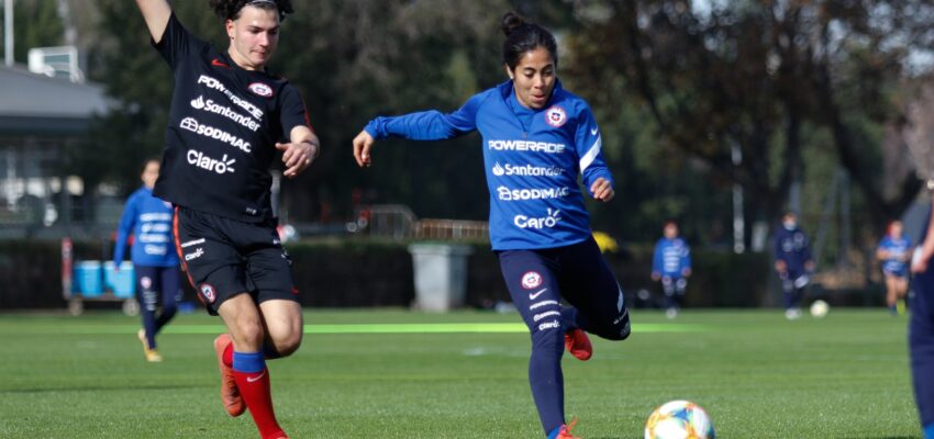 Yessenia "Paloma" López en entrenamiento de la Selección Chilena