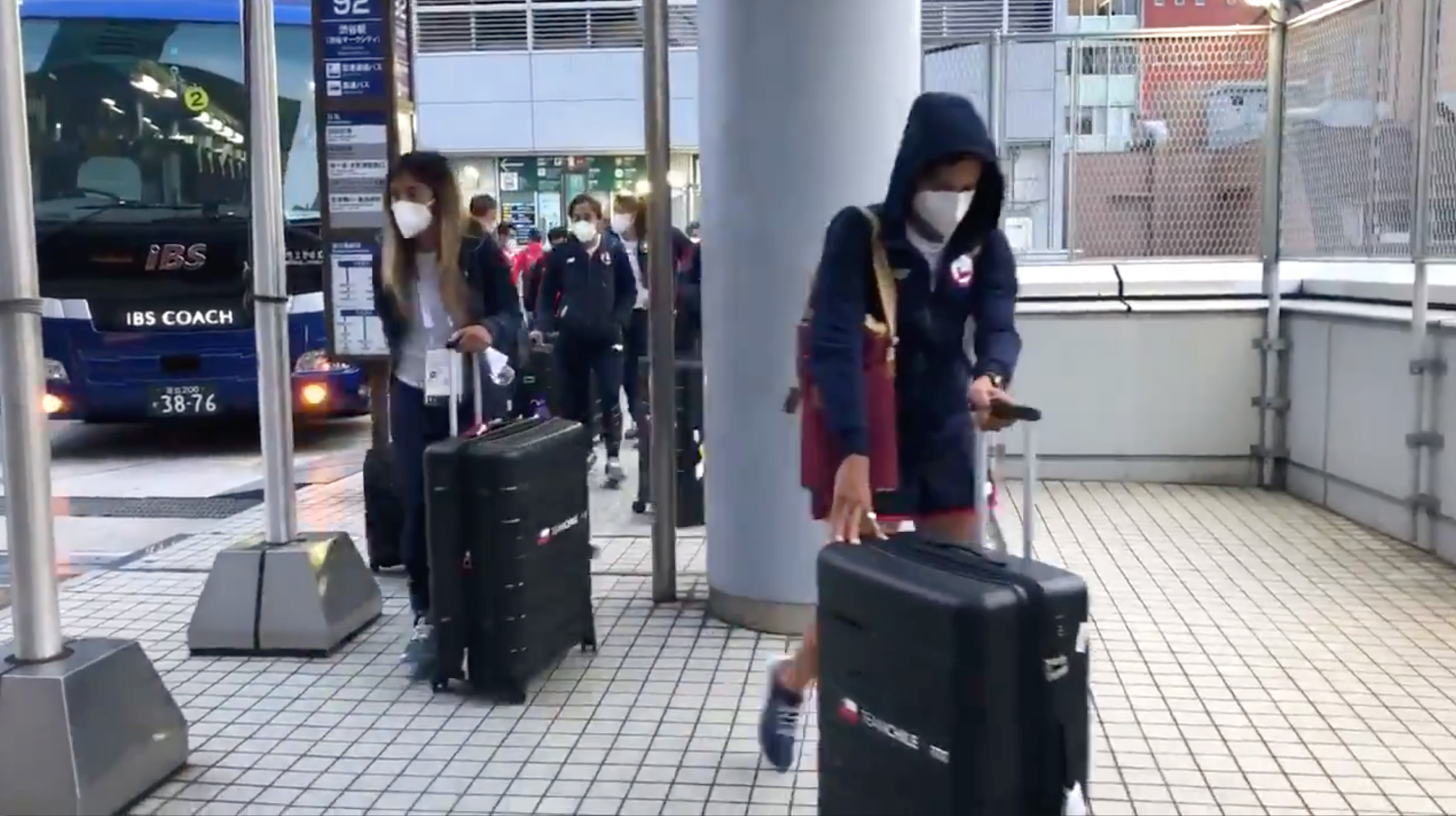 La Roja llega a Tokio luego de 27 horas de viaje para participar en los JJOO