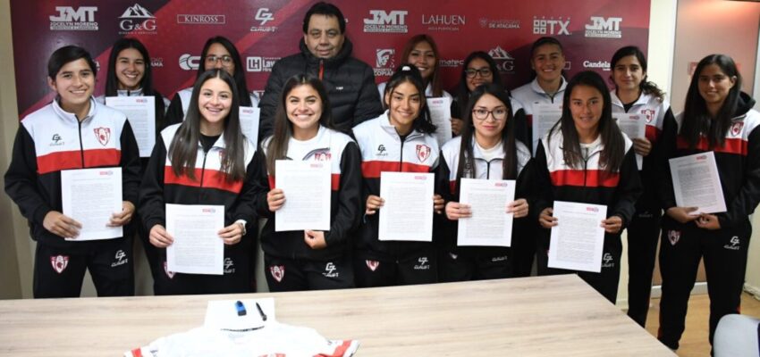 Deportes Copiapó 13 contratos