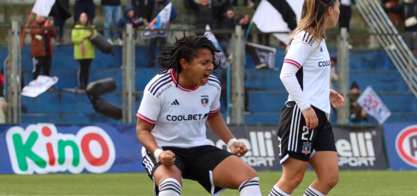 Ysaura Viso celebrando su gol contra la UdeC