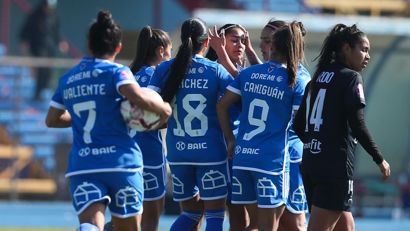 Universidad de Chile vence con holgura a Santiago Morning