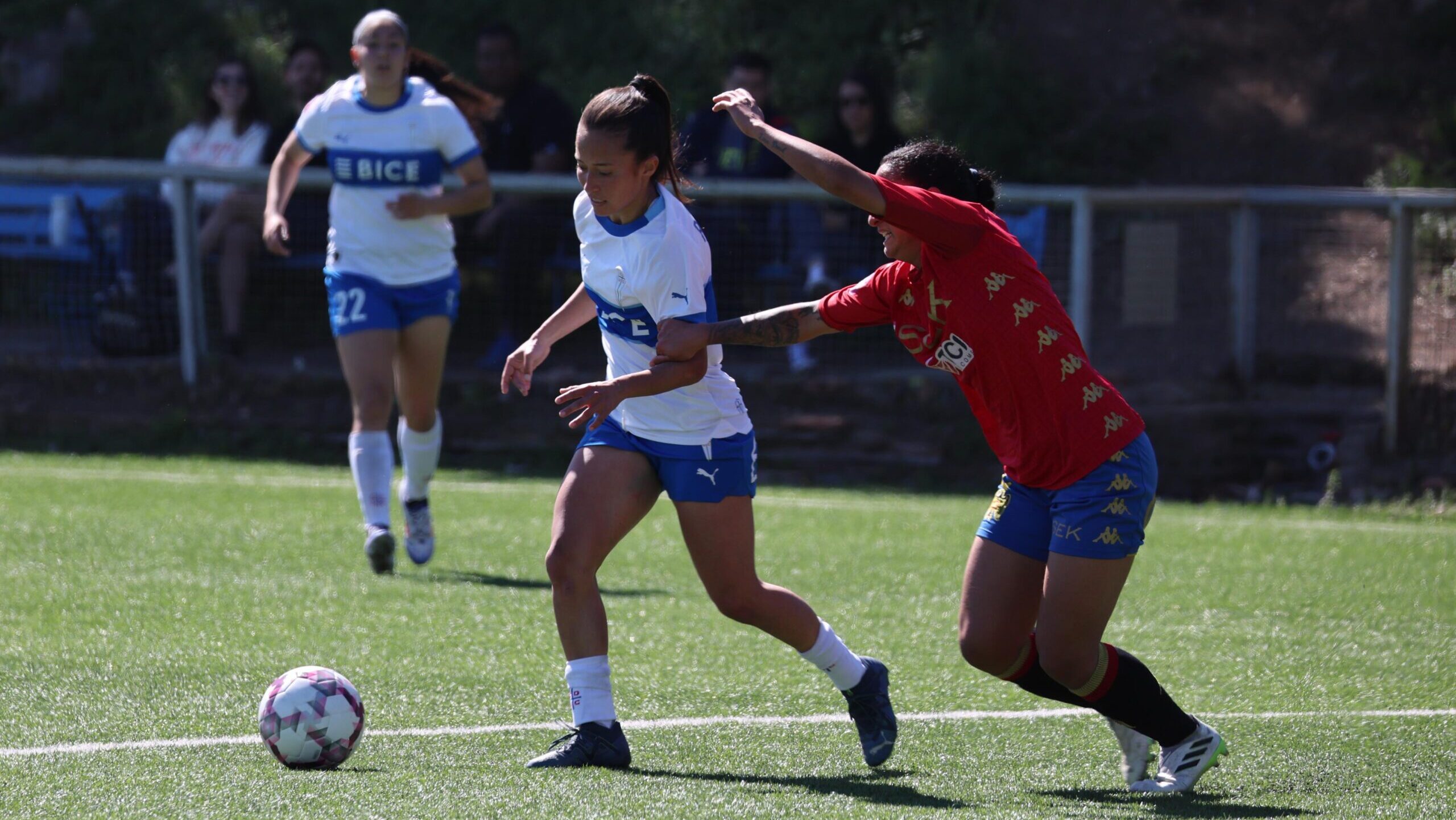 Unión Española y Universidad Católica sellan animado empate