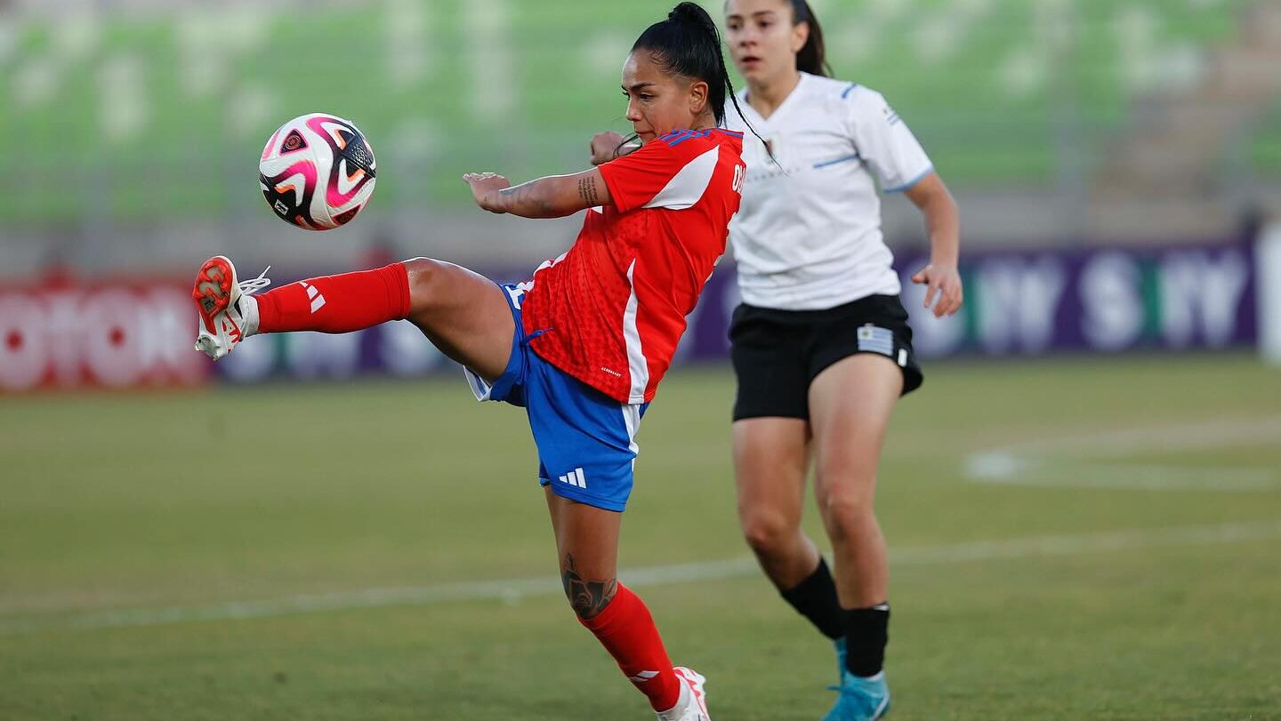 Michelle Acevedo feliz por su gol y la victoria de Chile vs Uruguay: “Ganamos el partido con garra”