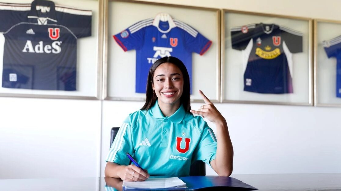 Karen Fuentes sella su renovación con Universidad de Chile